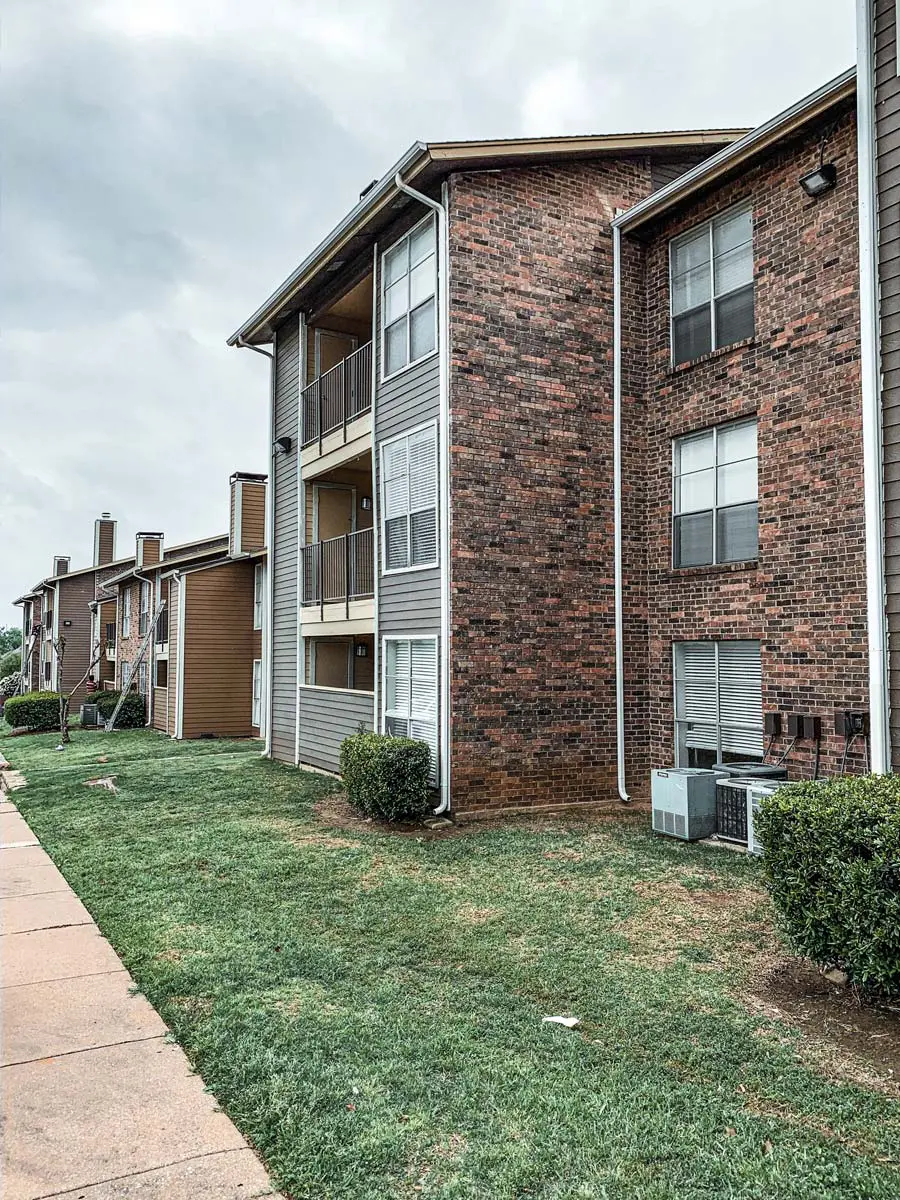 Autumn Breeze: Exterior Rehab