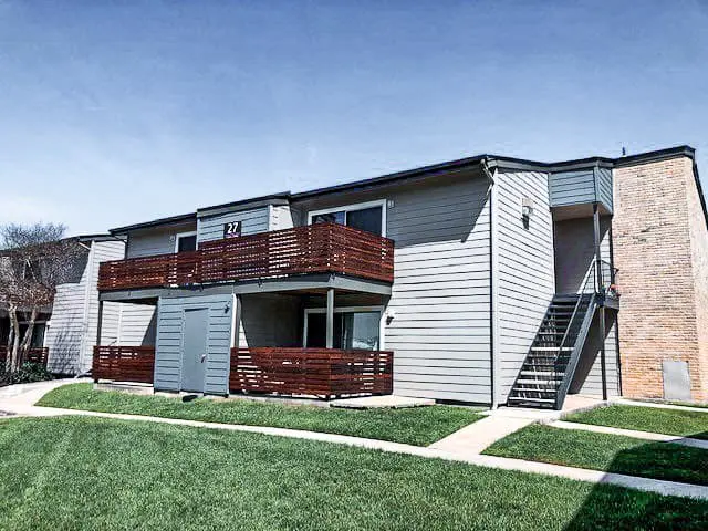 Alamo Estates: Full Siding Replacement
